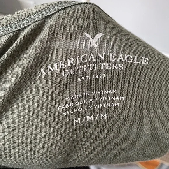 AE flutter sleeve tee - Picture 5 of 5